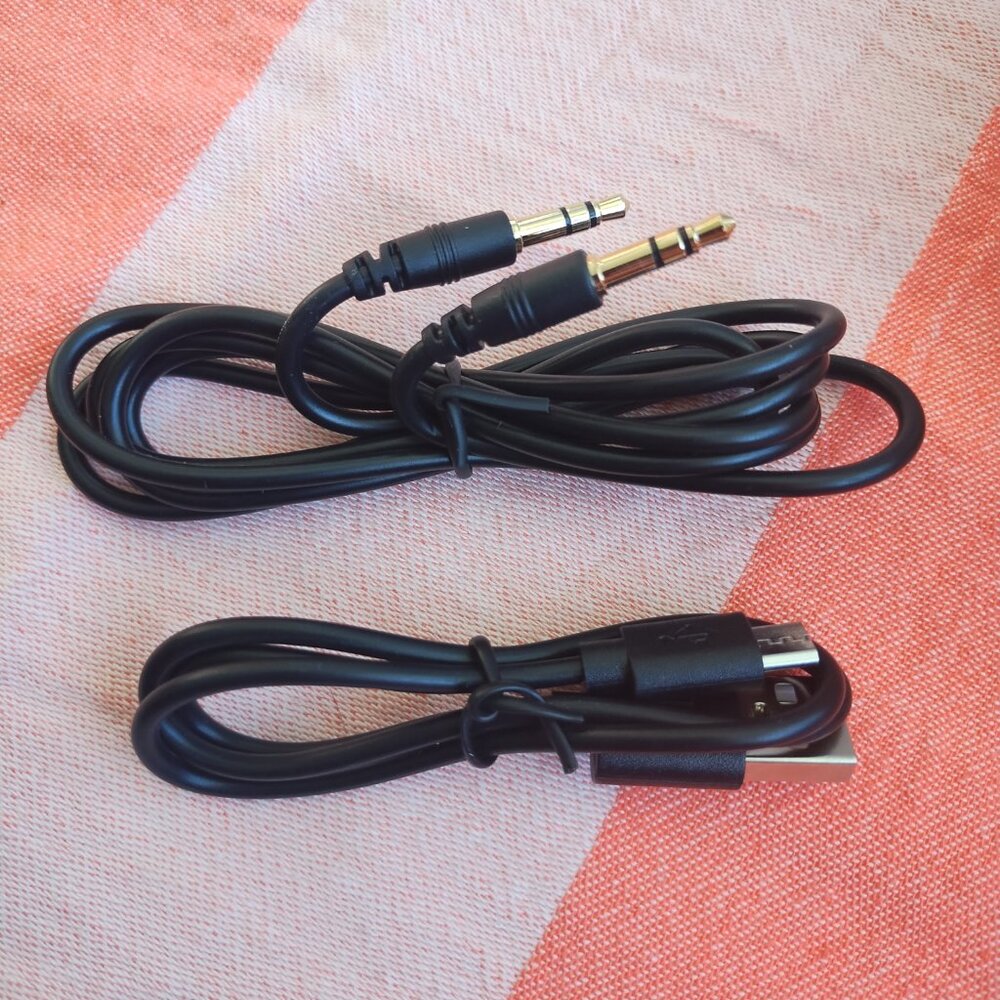 NWT LSTN Sound Co: Bardot Wireless Head Phones from Summer 2024 Jilly Box - Picture 2 of 13